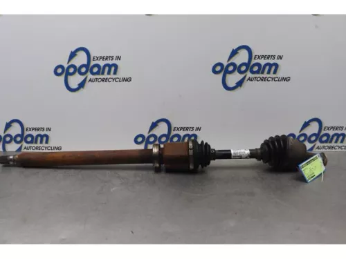 Aandrijfas rechts-voor Volvo p31367544 tf80sd