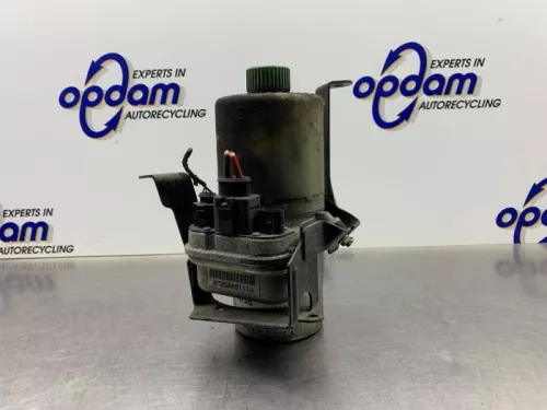 Stuurbekrachtiging Pomp-8274417