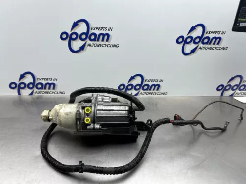 Stuurbekrachtiging Pomp-8285577