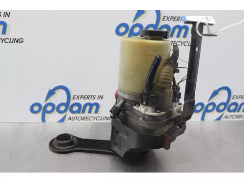 Stuurbekrachtiging Pomp-7878774