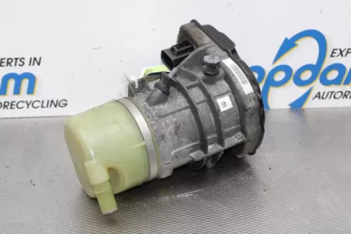 Stuurbekrachtiging Pomp-7714095