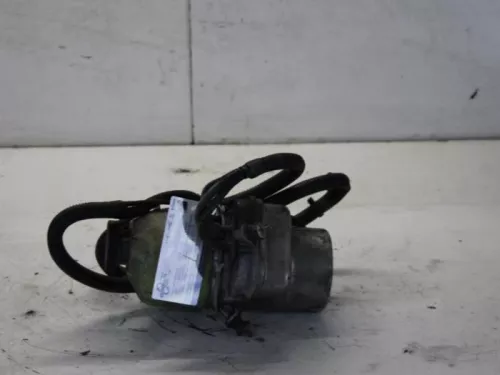 Stuurbekrachtiging Pomp-7881103