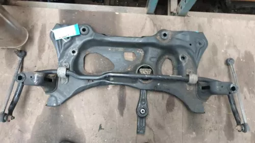 Subframe-7610937