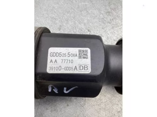 Aandrijfas rechts-voor Mazda gdd52550xa