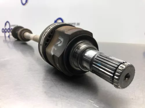 Aandrijfas rechts-voor Kia 49501g6000