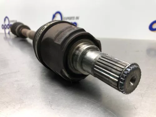 Aandrijfas rechts-voor Kia 495011y010