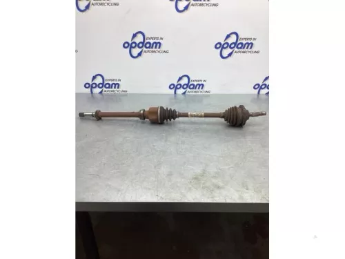 Aandrijfas rechts-voor Peugeot 000000