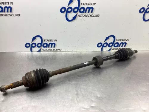 Aandrijfas rechts-voor Suzuki 44101m68k50