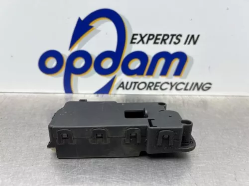 Tankklep Vergrendelingsmotor-8260013