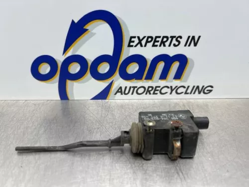 Tankklep Vergrendelingsmotor-8305409