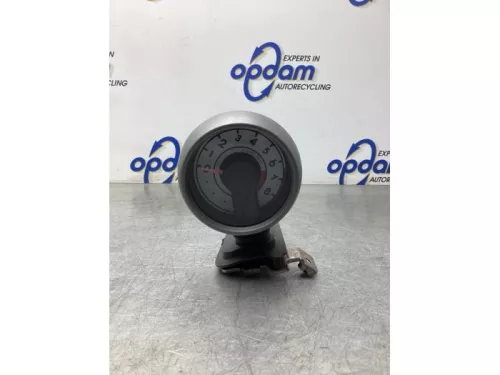 Toerenteller-8095850