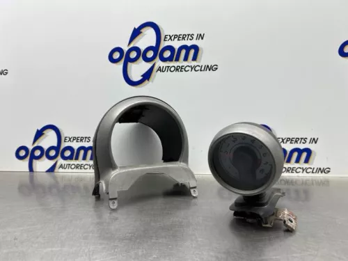 Toerenteller-8326698