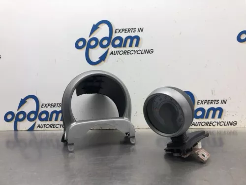 Toerenteller-8170923