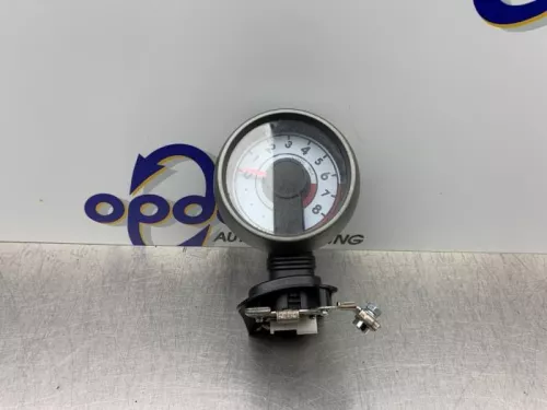 Toerenteller-8162469