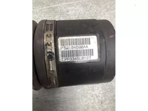 Aandrijfas rechts-voor Jeep 52104590ab