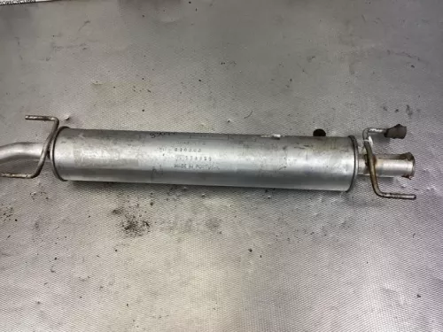 Uitlaat Middendemper-8303272