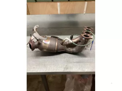 Uitlaatspruitstuk + katalysator-6747757