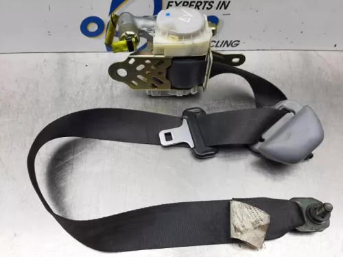 Veiligheidsgordel links-voor-7876723