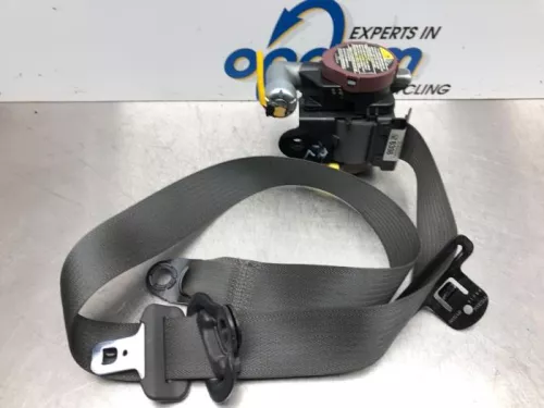 Veiligheidsgordel rechts-voor-7613480