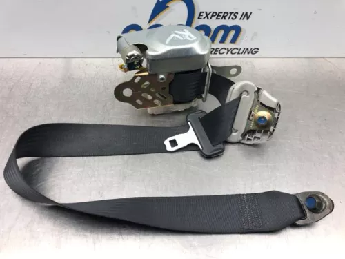 Veiligheidsgordel rechts-voor-7846696