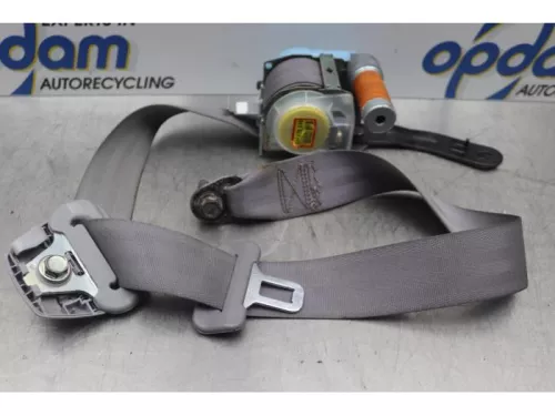 Veiligheidsgordel rechts-voor-7877499