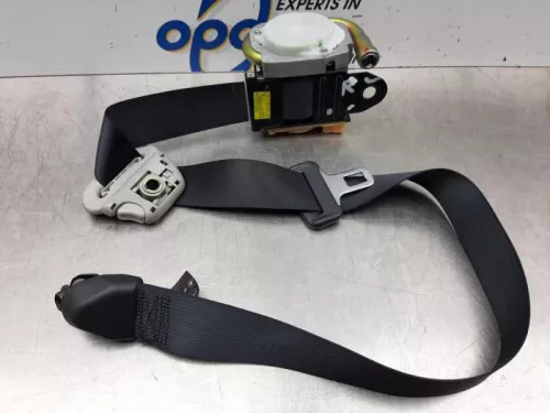 Veiligheidsgordel rechts-voor-7588672