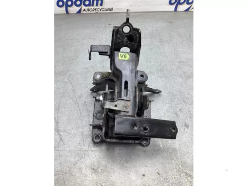 Versnellingsbak Steun-8102745