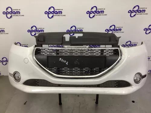 Voorbumper-8304742