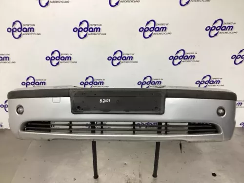 Voorbumper-8253519