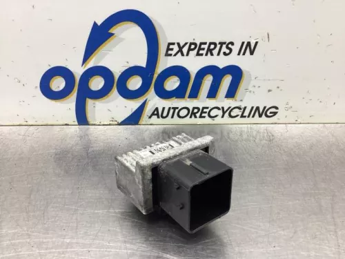 Voorgloei Relais-8076631