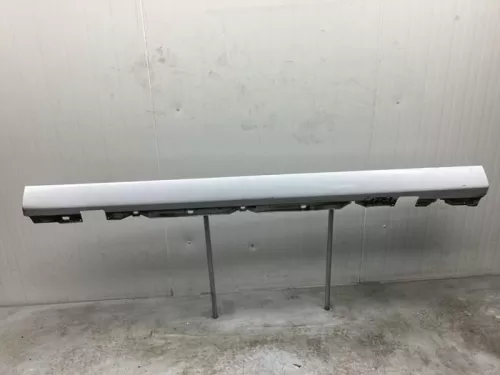 Zijskirt links-8073752