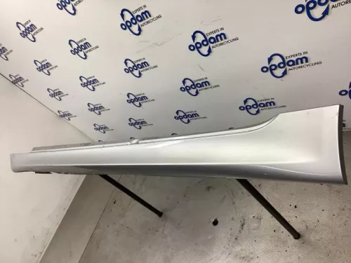 Zijskirt links-7929197