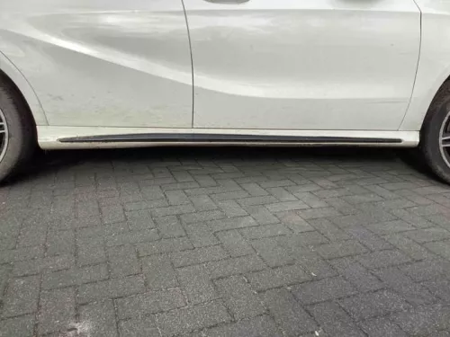 Zijskirt rechts-7589061