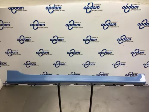 Zijskirt rechts-6446125