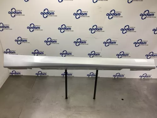 Zijskirt rechts-7931688