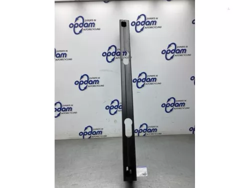 Bumperframe achter-8331712