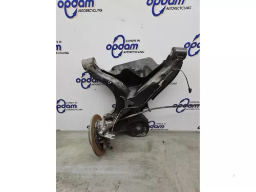 Draagarm links-achter-8331712