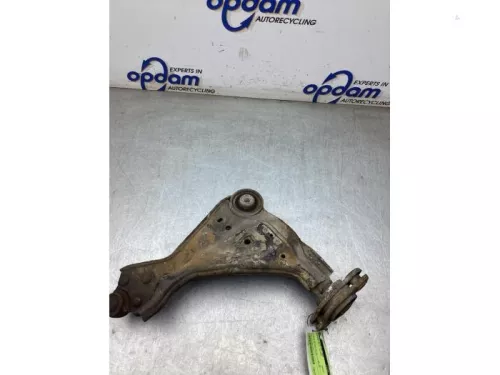 Draagarm onder links-voor-8274555