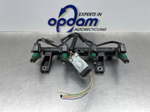 Injector (benzine injectie)-8327597