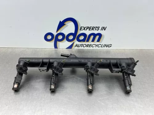 Injector (benzine injectie)-8339001