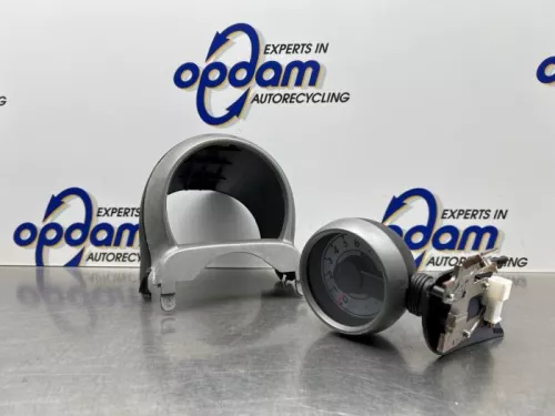 Toerenteller-8330026