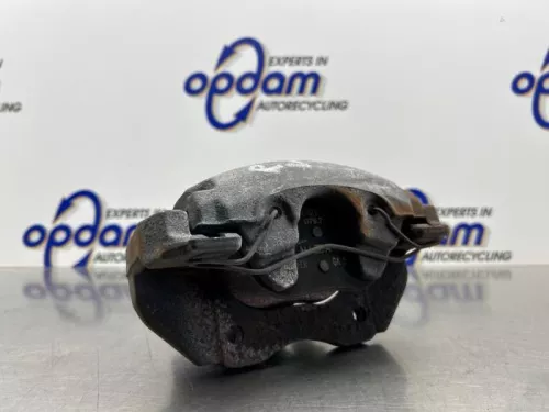 Remklauw (Tang) rechts-voor-8081996