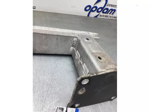 Bumperframe achter-8197799