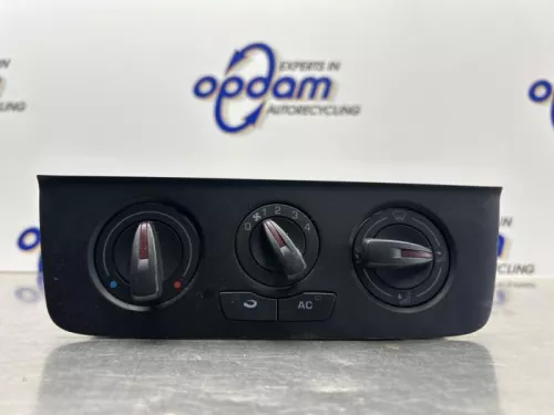 Kachel Bedieningspaneel-8322209