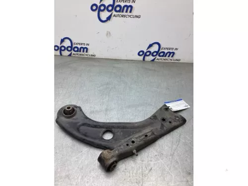 Draagarm onder rechts-voor-8197799