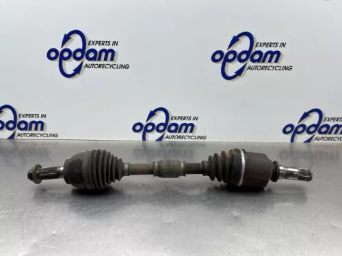 Aandrijfas links-voor Mazda gg2825600d