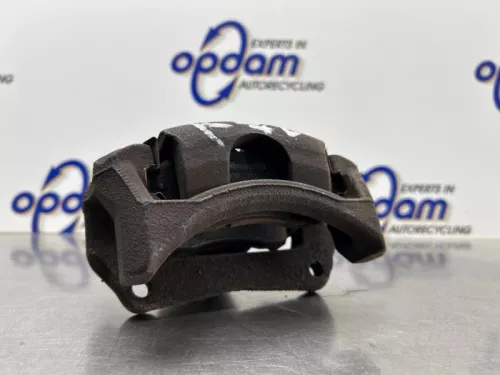 Remklauw (Tang) rechts-voor-8238819