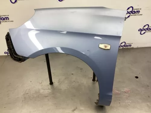 Scherm links-voor-8329112