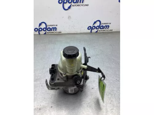 Stuurbekrachtiging Pomp-8216329