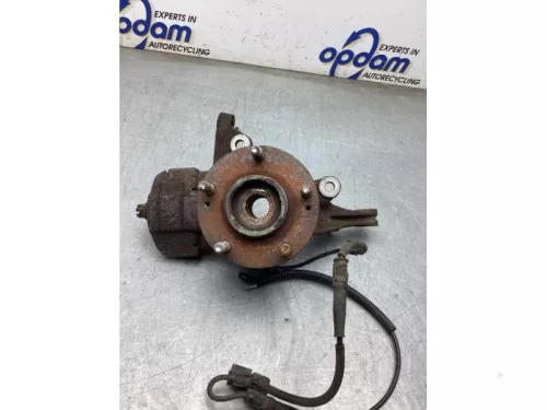 Fusee rechts-voor-8206258